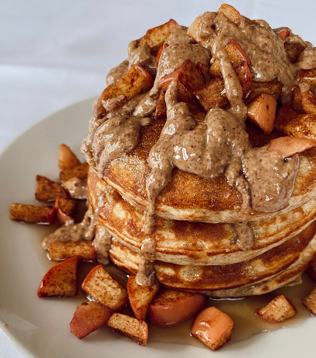 Apple Pancakes: Un Desayuno Nutritivo y Lleno de Sabor